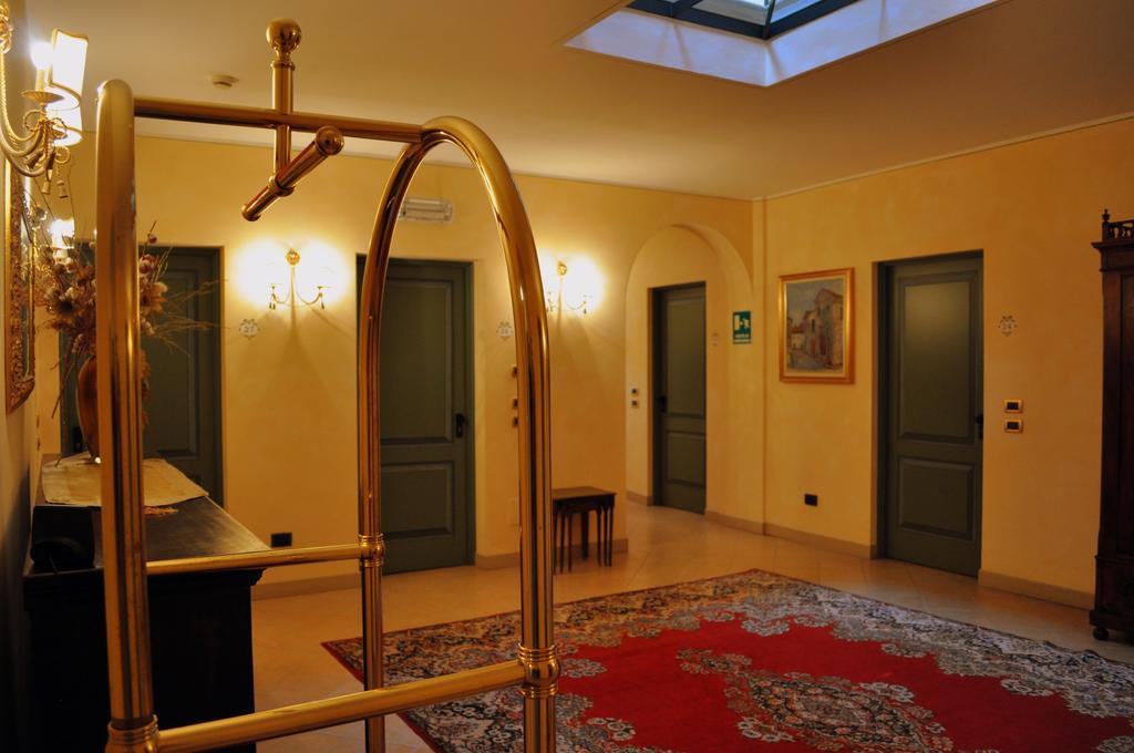 Hotel La Corte Bedizzole Kültér fotó
