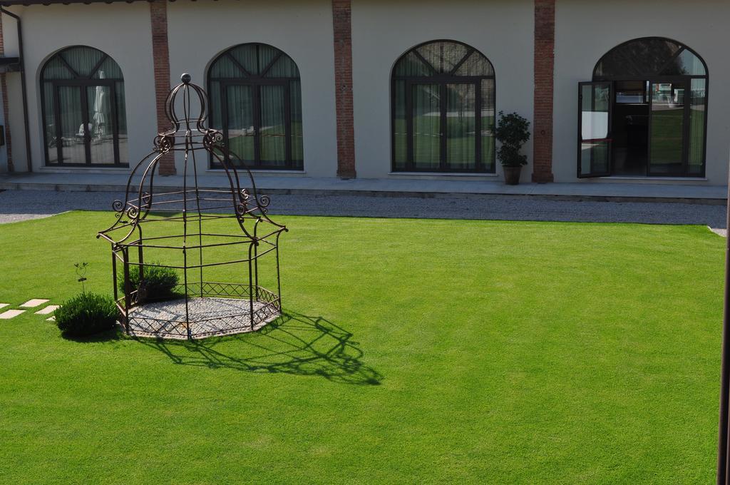 Hotel La Corte Bedizzole Kültér fotó