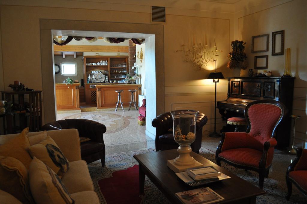 Hotel La Corte Bedizzole Kültér fotó